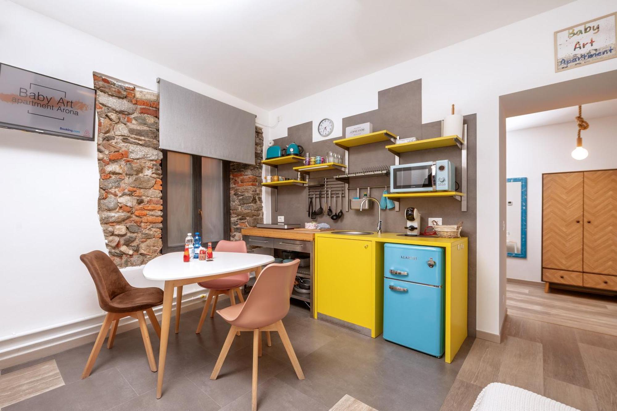 Baby Art Apartment อาโรนา ภายนอก รูปภาพ